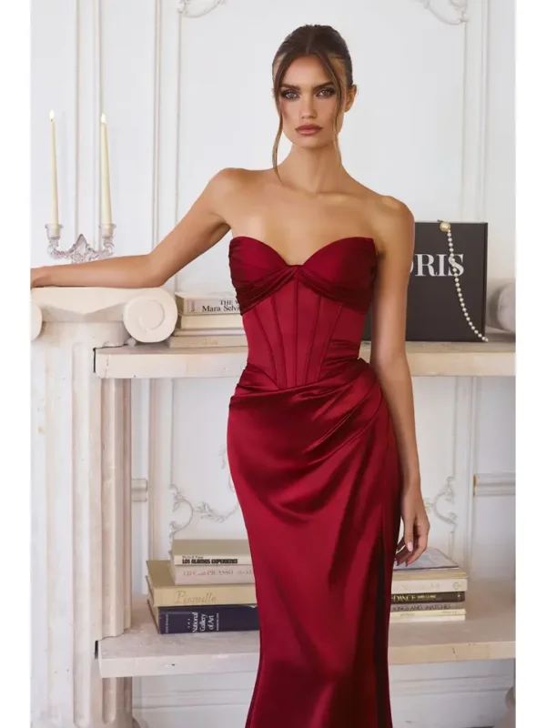 SCARLETT SATIN WINE
